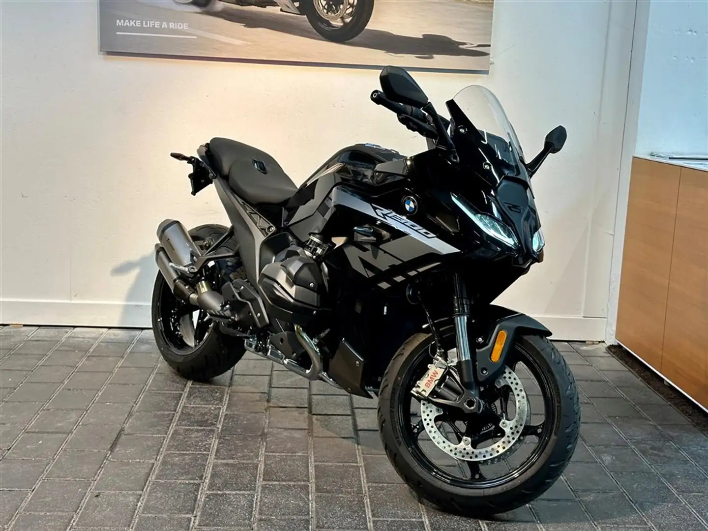 BMW R 1300 RS 0 Noir - 1