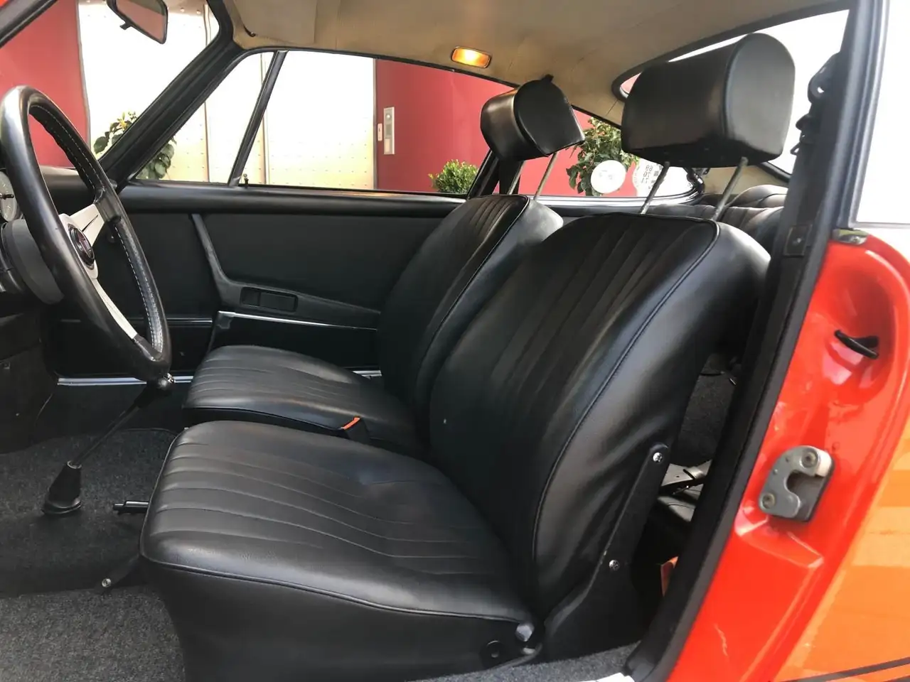 Porsche 911 T Coupe 2.4 Ölklappe, foto 7