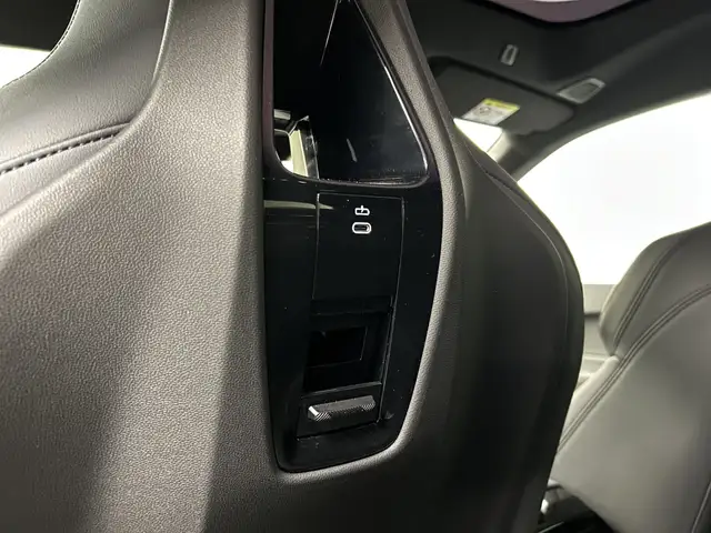 BMW Ix view 19