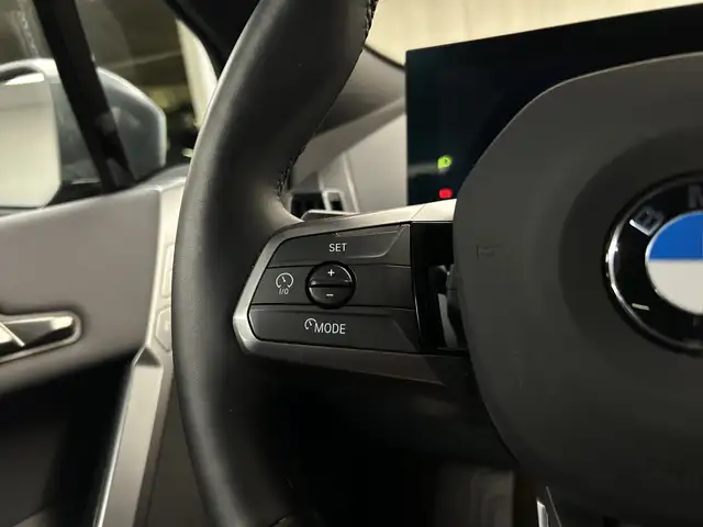 BMW Ix view 28