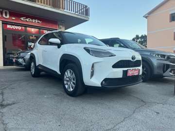 1.5 Hybrid 5p. E-CVT Busin.