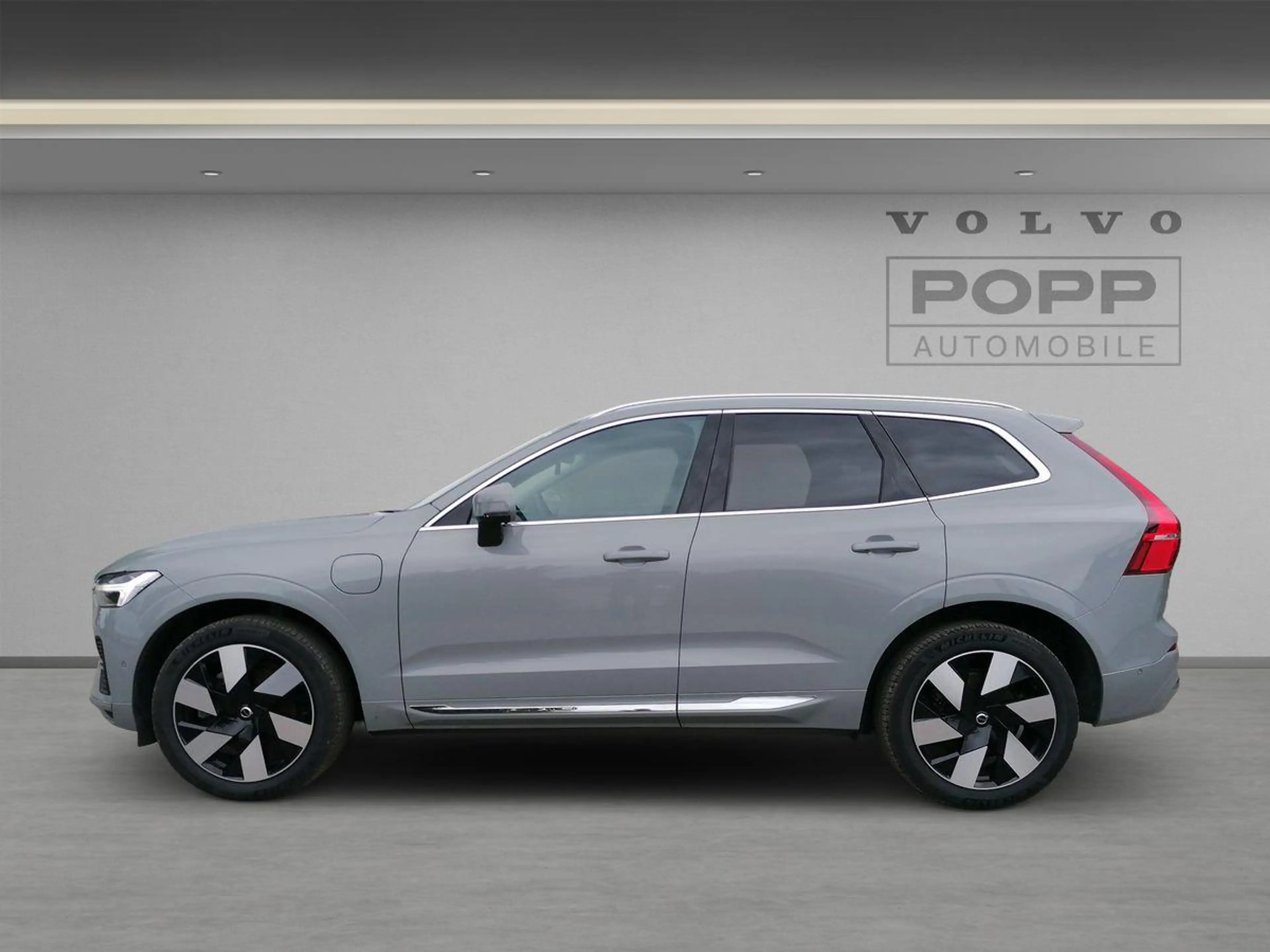 Volvo XC60 T6 AWD Plus 360° ACC AHK FHZ H&K LUFT STDHZ — photo 2