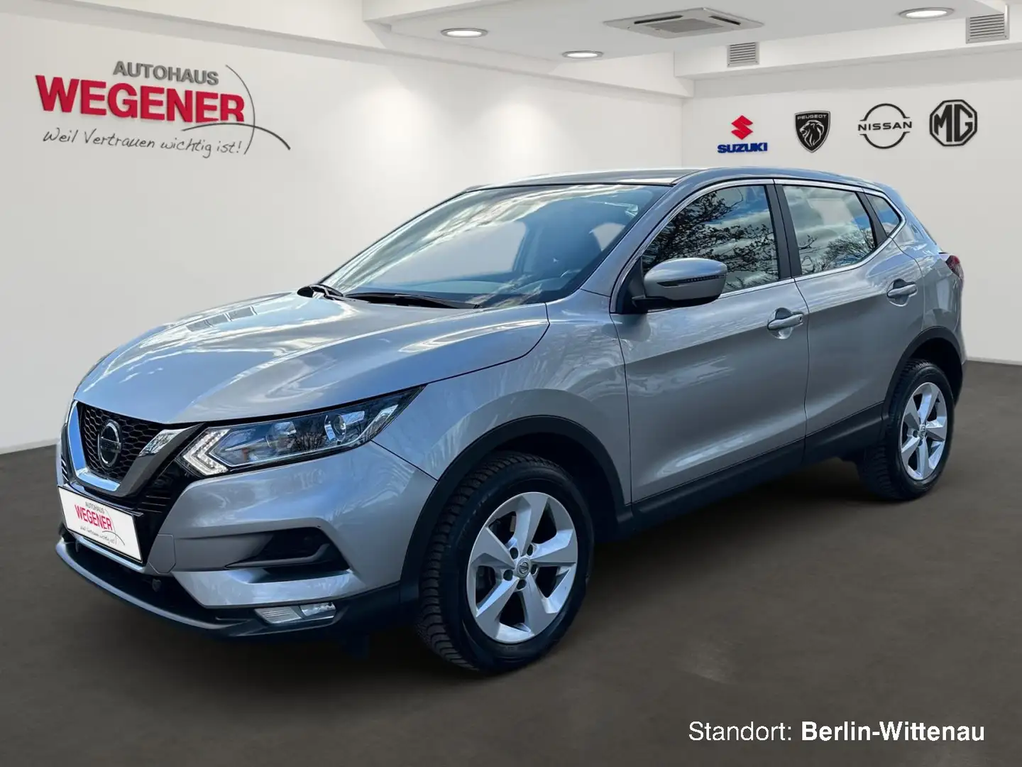 Nissan Qashqai QASHQAI ACENTA AT 1.3 DIG-T 160 PS NAVI SHZ KAM Silber - 1