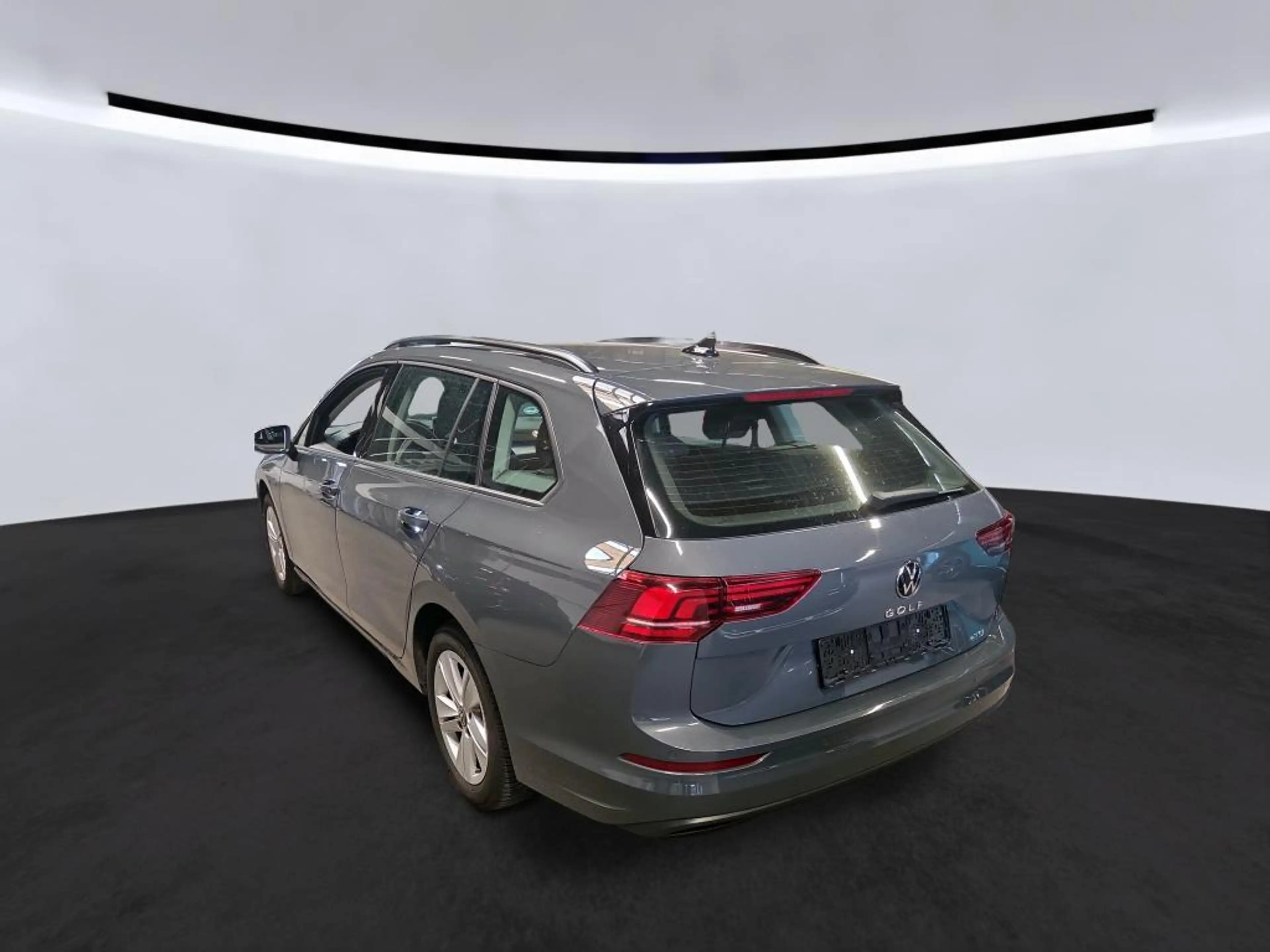 Volkswagen Golf *1.5eTSI*Life*Virtual*Navi*App-Con*AHK*LED* — photo 2