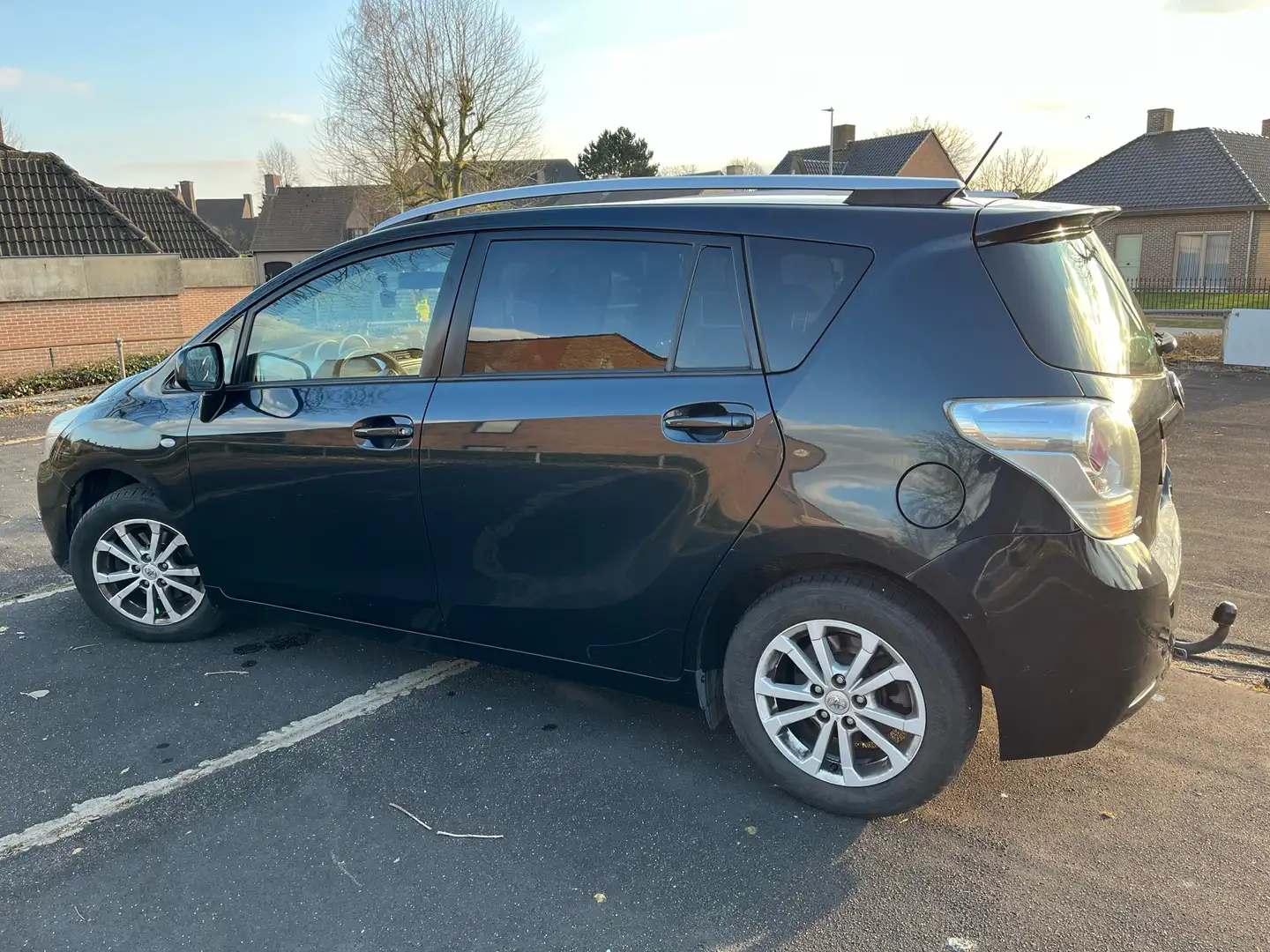 Toyota Verso 2.0 D-4D Modrá - 1