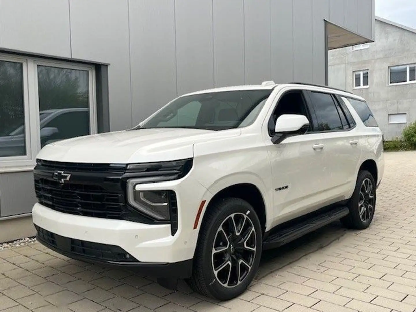 Chevrolet Tahoe RST 6.2l V8 22" Räder MY25 Fina. 4.99% Blanc - 1