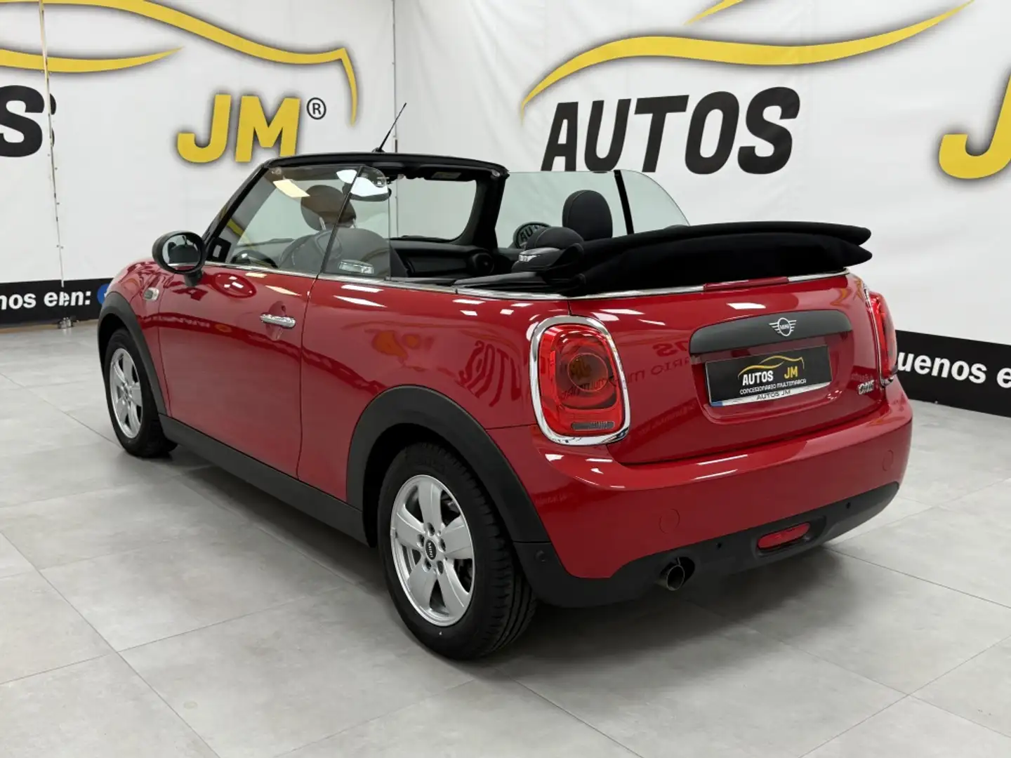 MINI One Cabrio Rojo - 2