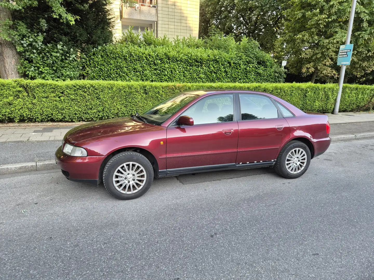 Audi A4 1.6 - 1