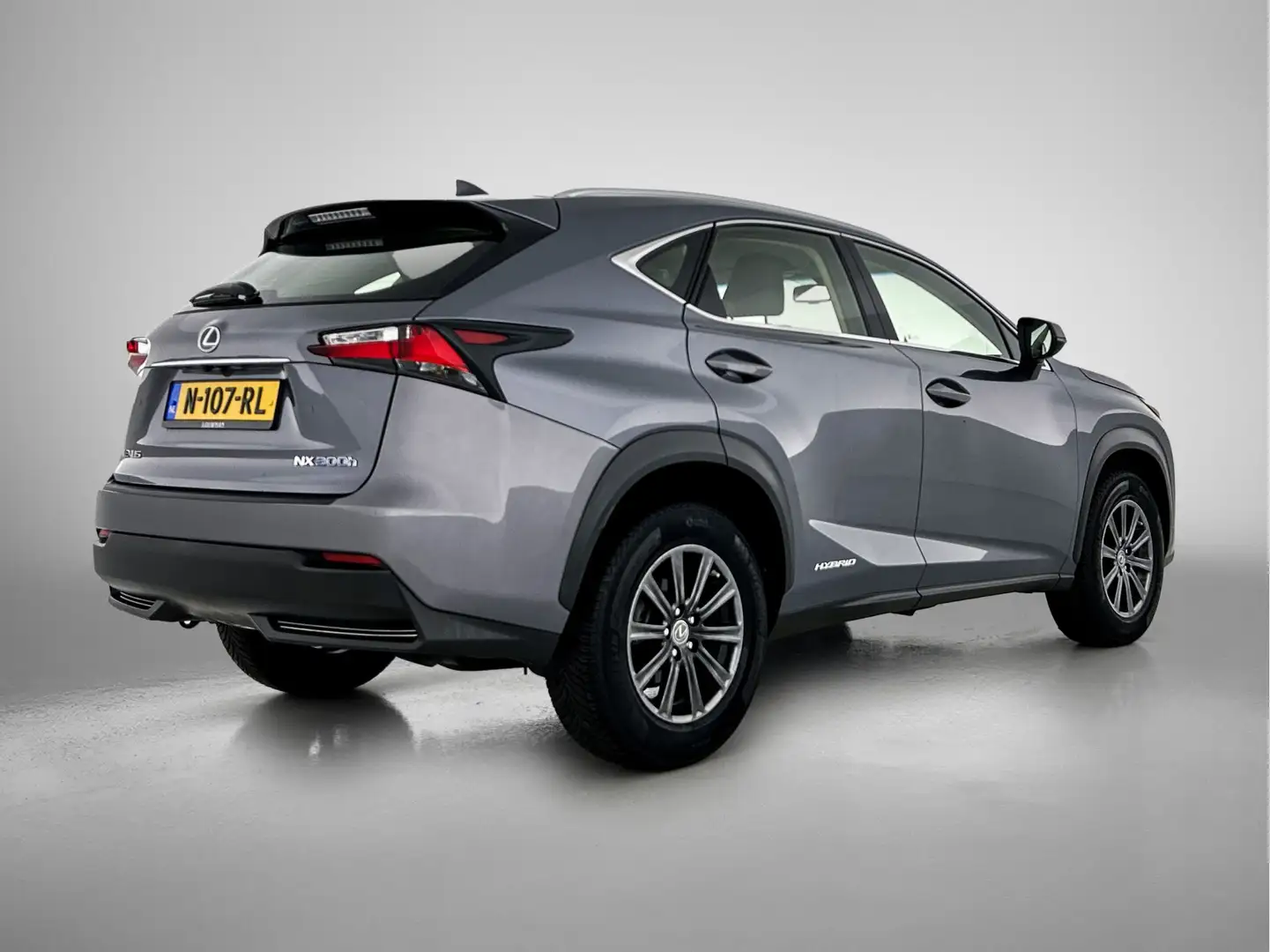 Lexus NX 300h Business Line Limited | Stoelverwarming | Camera | Grau - 2