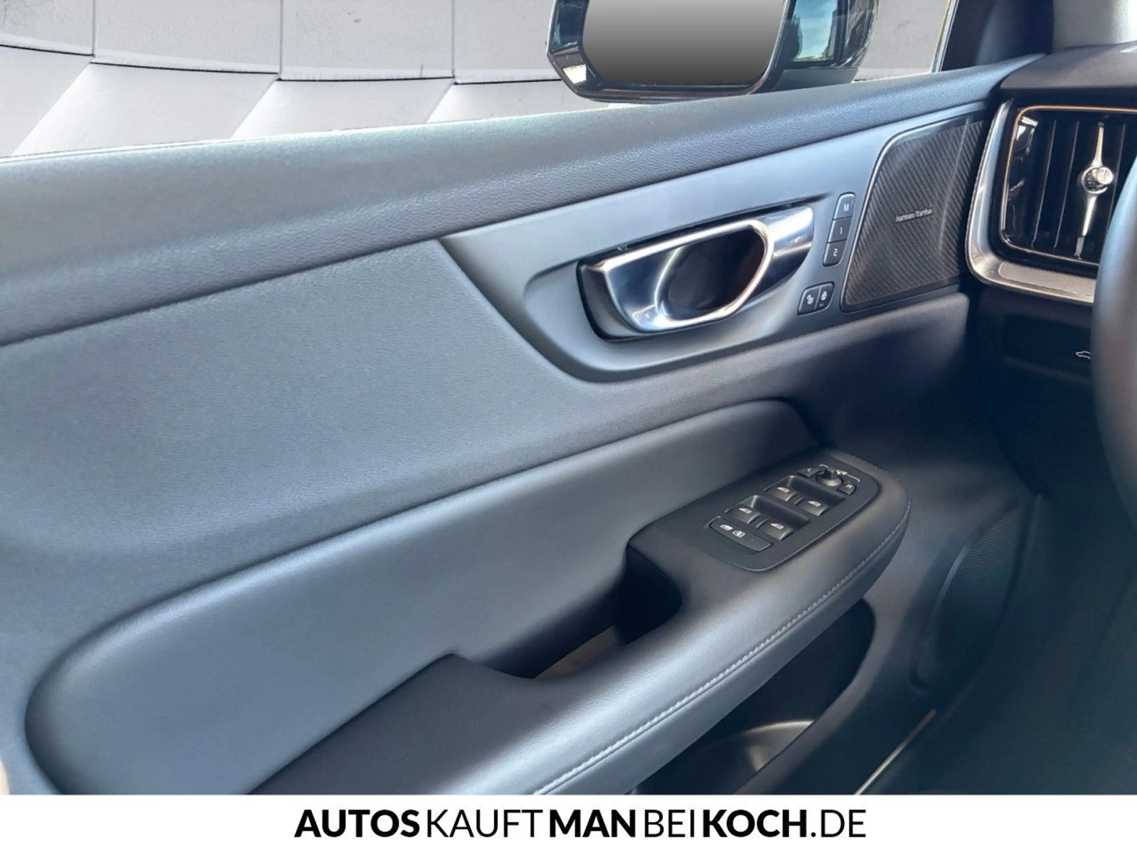 Volvo V60 B4 B Plus Dark ACC BLIS 360° H/K Notrad 4xSHZ — photo 14