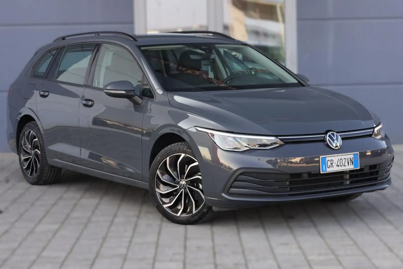 Volkswagen Golf Variant 1.0 eTSI EVO Prezzo Netto DSG Life Grijs - 1