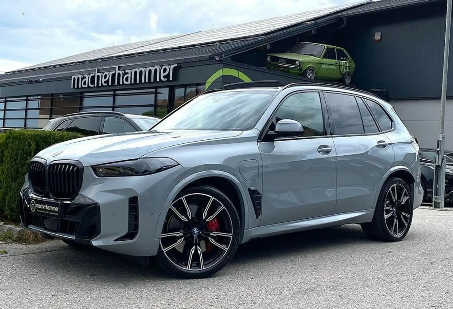 BMW X5 50e xDrive*M-Paket*AHK*INNO*PANO*H Gris - 1