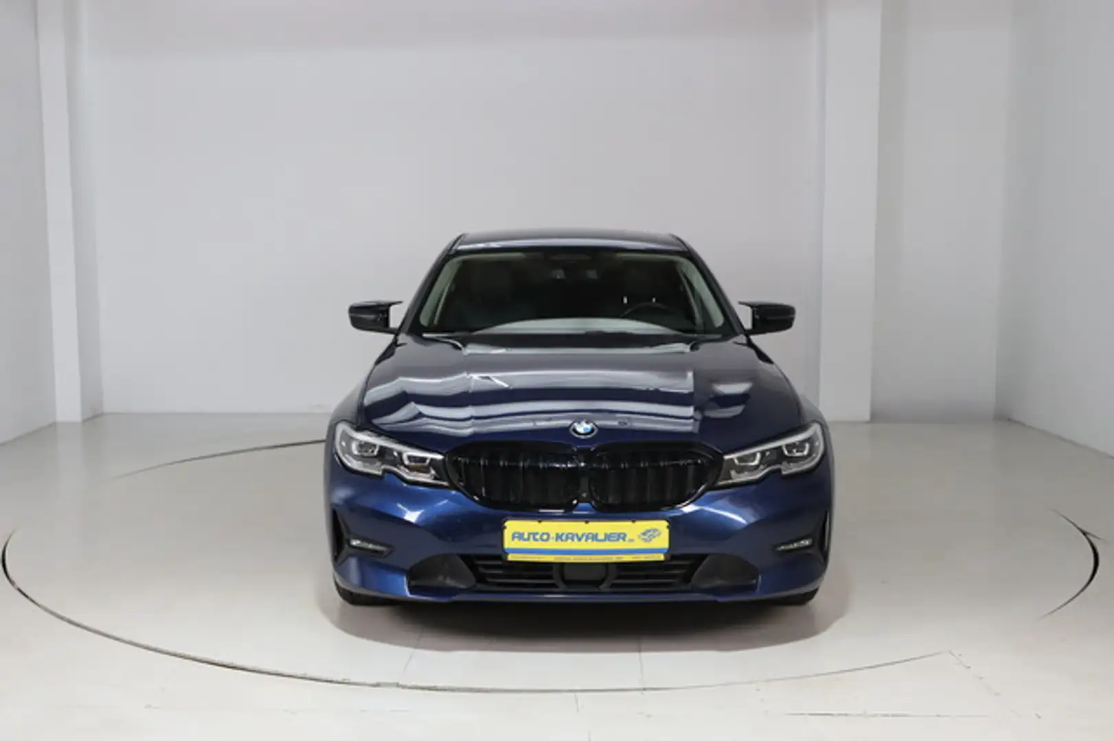 BMW 320 i * LED * Lenkradhzg. * 360° * Keyless Albastru - 2