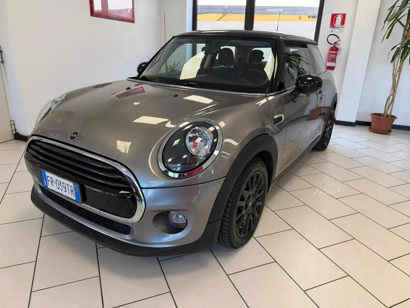 MINI Cooper D tel 3491246370 Mini IV 3p 1.5 Boost auto Grigio - 1