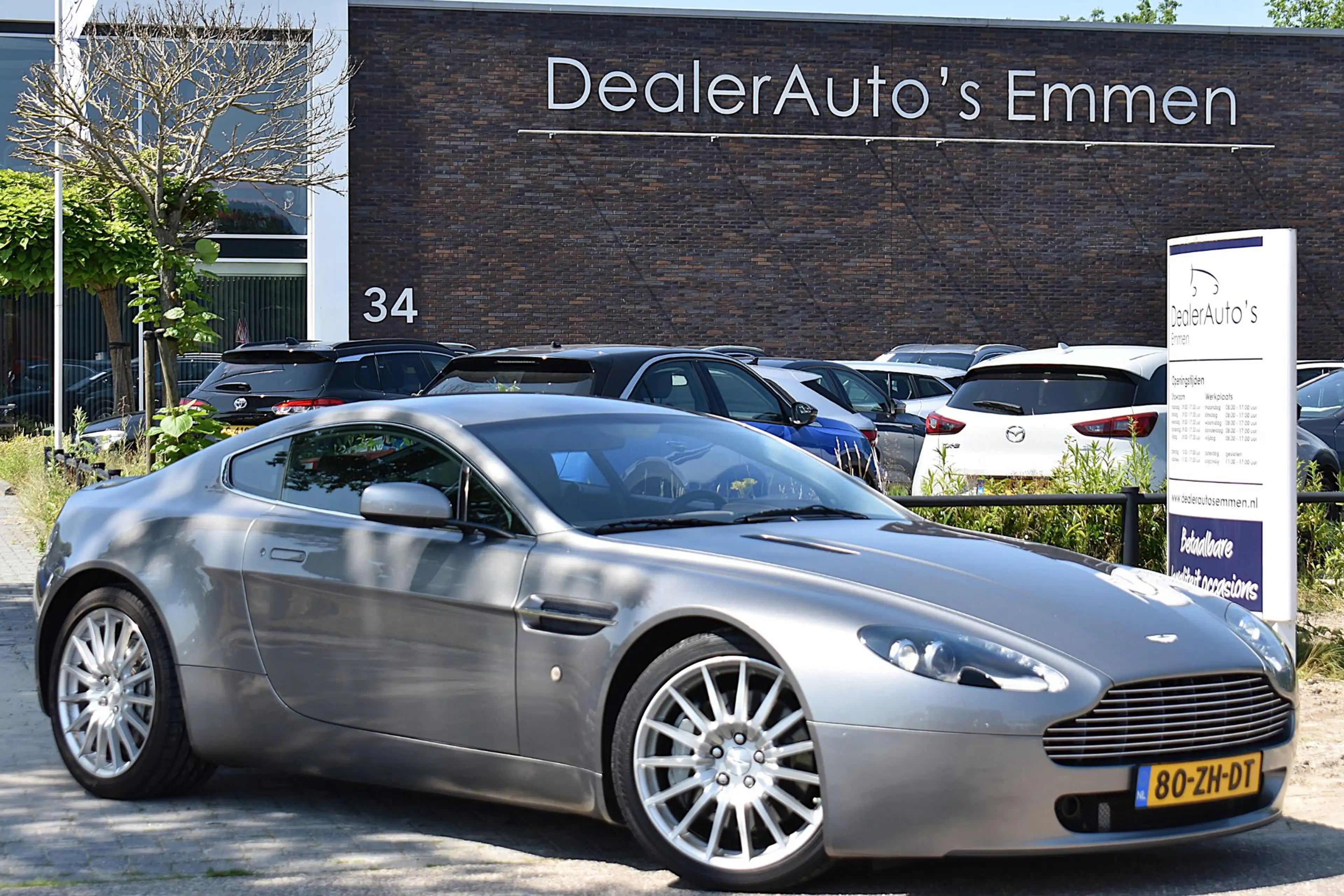 Aston Martin Vantage V8 4.3 V8 Sportshift