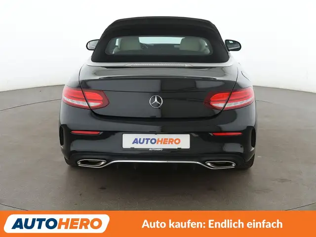 Mercedes-Benz C-Class view 5