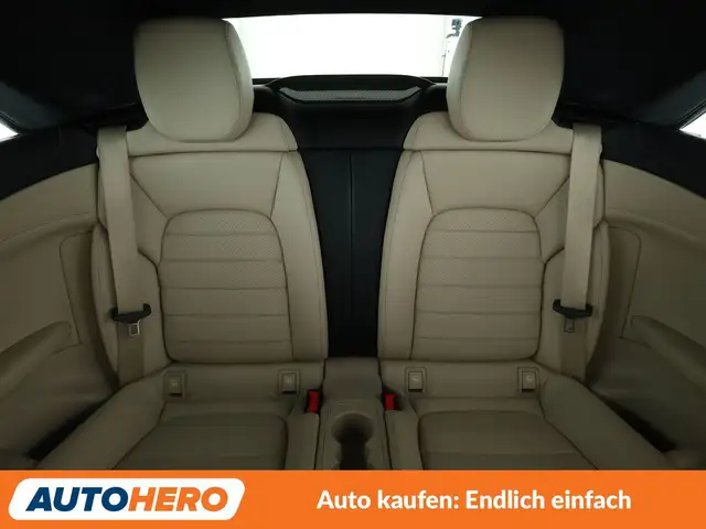 Mercedes-Benz C-Class view 15