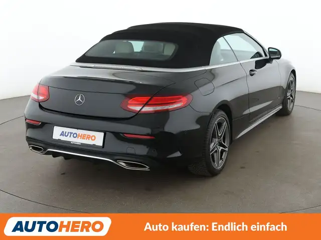 Mercedes-Benz C-Class view 6