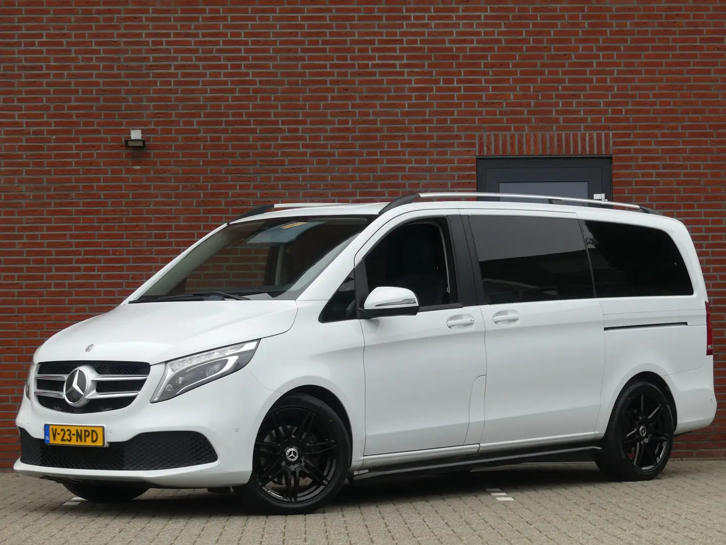 Mercedes-Benz V 300 300d Lang Dubbel Cabine LED/Leer/Camera/Navigatie Wit - 1