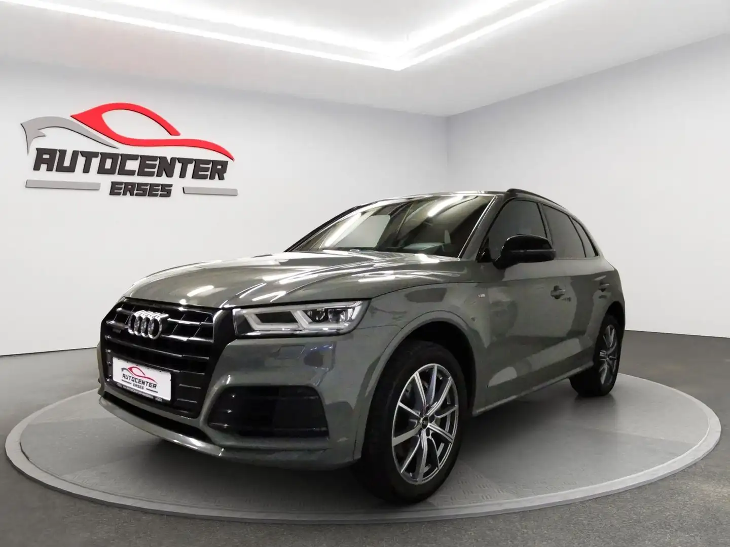 Audi Q5 50 TDI quattro S Line AHK LED Head-Up Grijs - 2