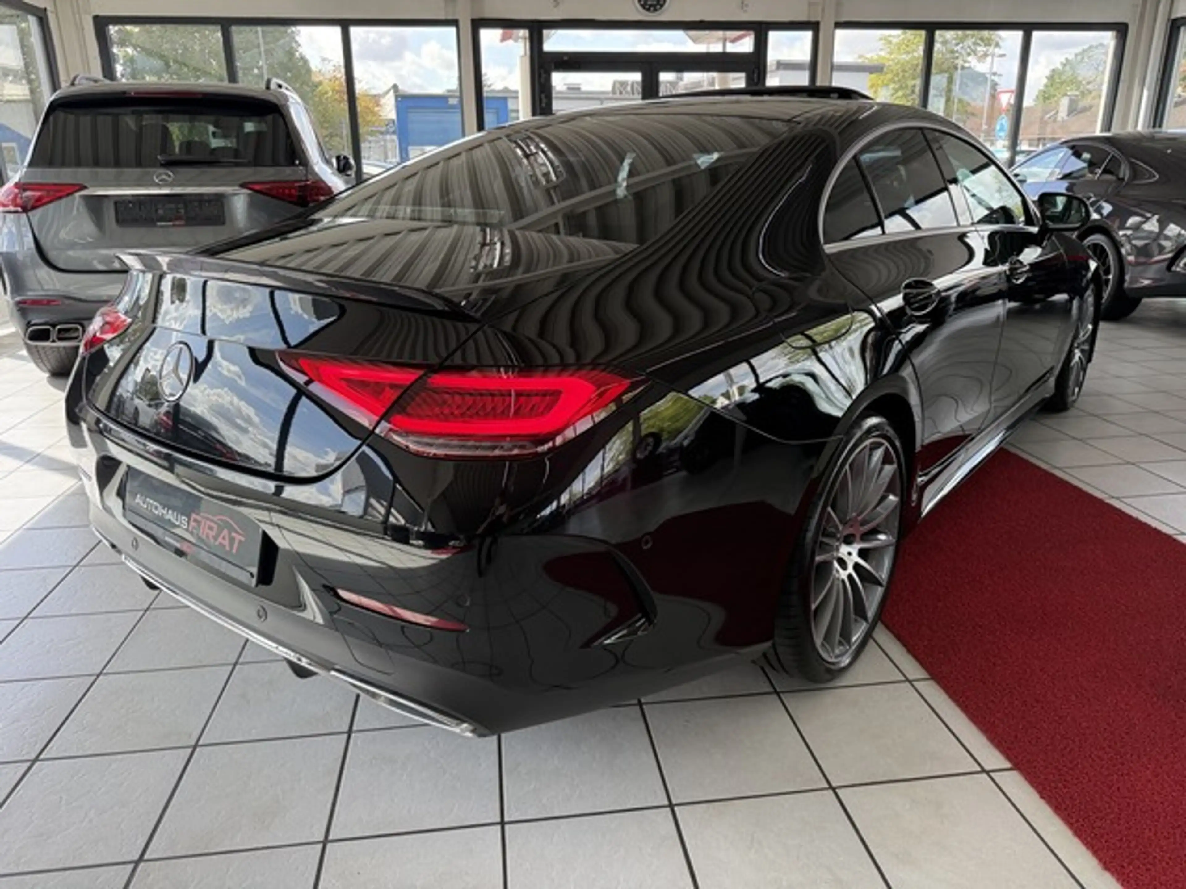 Mercedes-Benz CLS 300 d AMG Line LED+Kamera+SD+Leder+Navi+Memory — photo 6