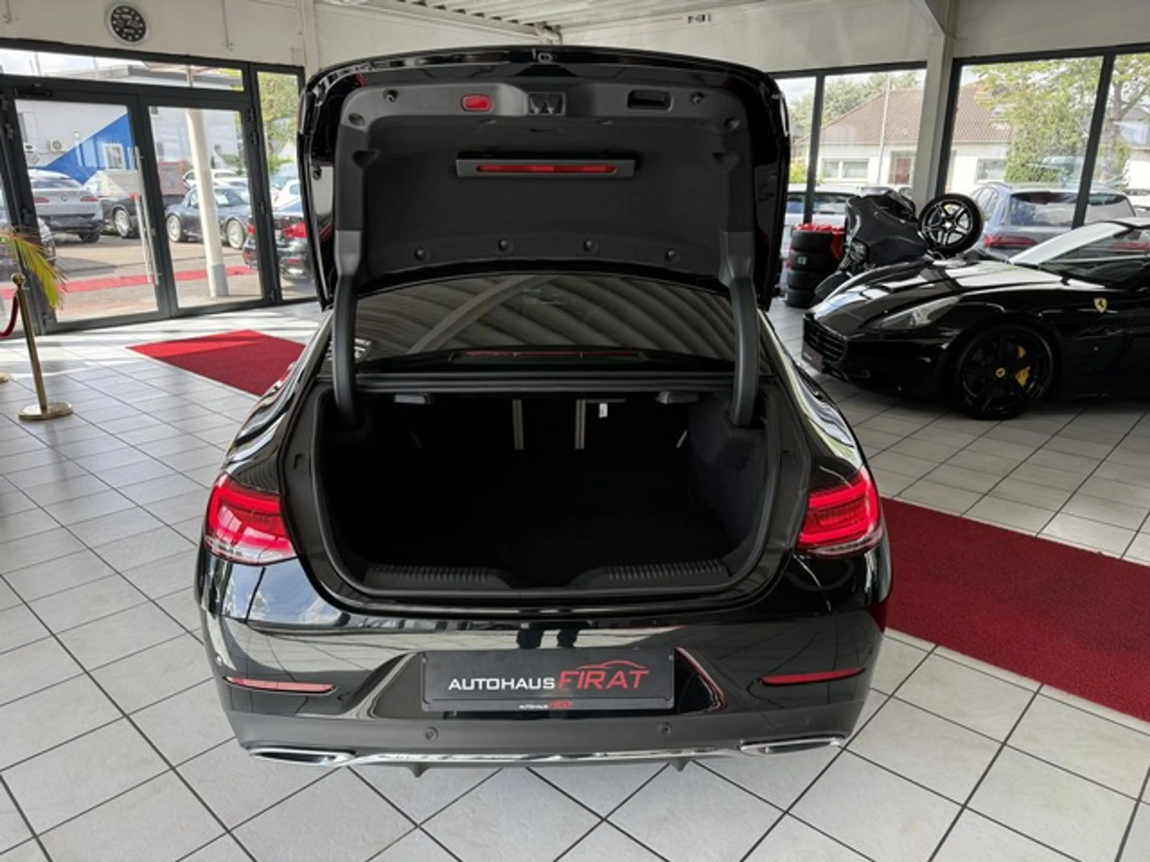 Mercedes-Benz CLS 300 d AMG Line LED+Kamera+SD+Leder+Navi+Memory — photo 8