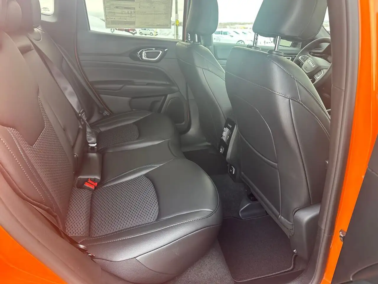 Jeep Compass снимка Jeep Compass