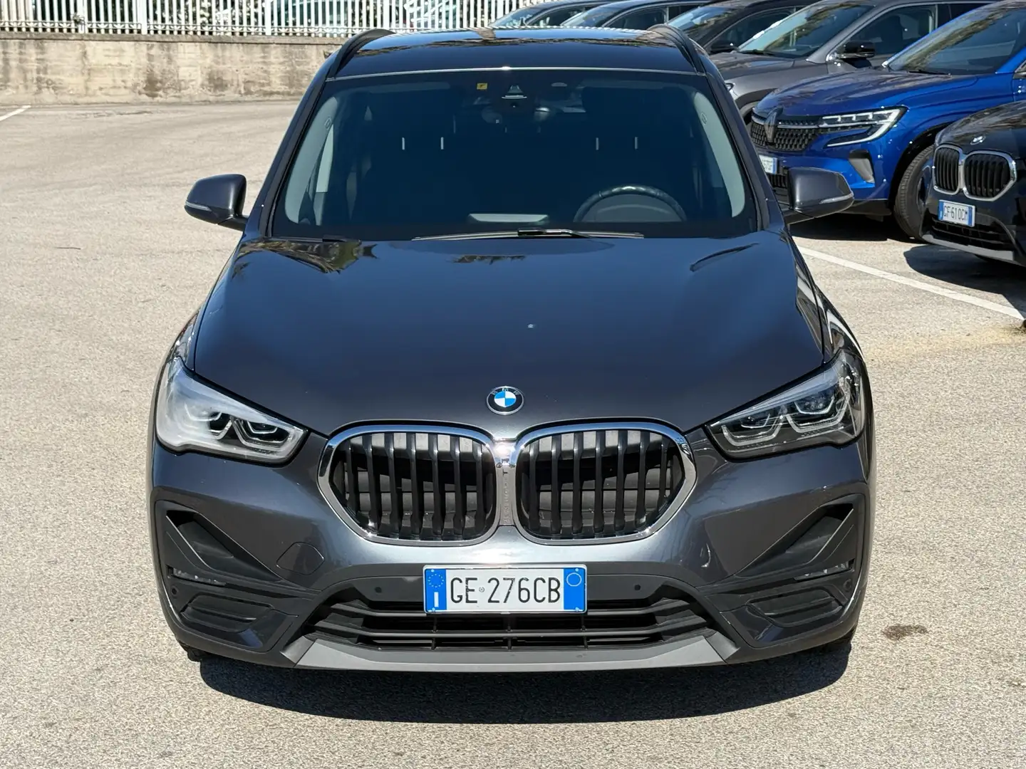 BMW X1 xdrive20d Business Advantage auto Gris - 2