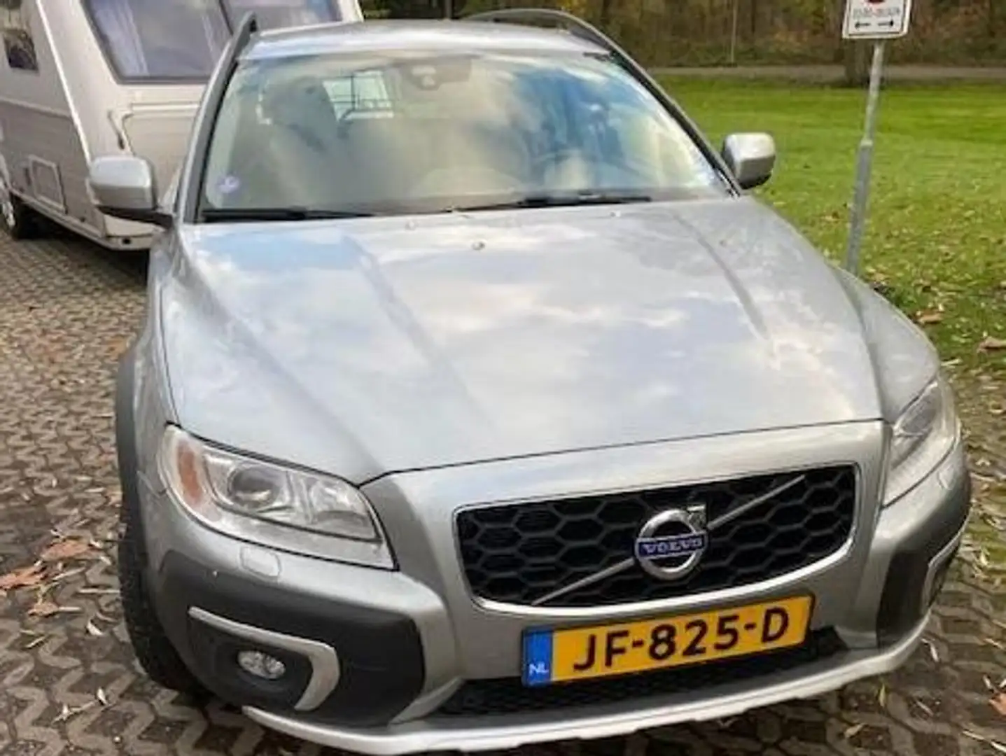 Volvo XC70 XC70 2.0 T5  Clas. Edition - 2