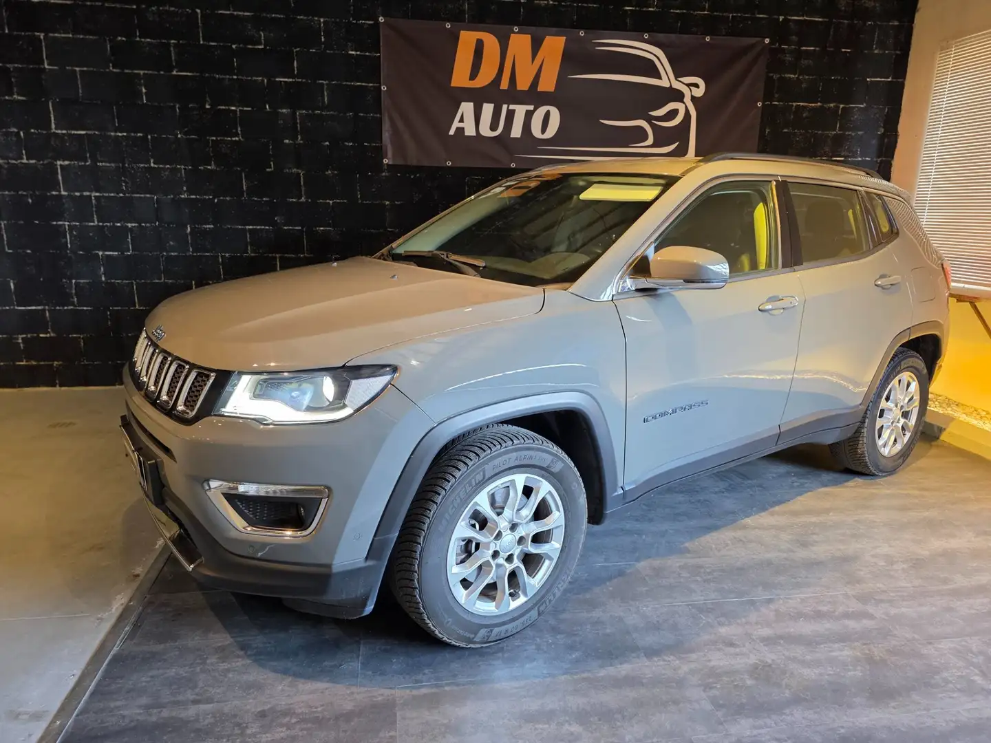 Jeep Compass Compass II 2017 1.3 turbo t4 phev Limited 4xe at6 Grau - 1