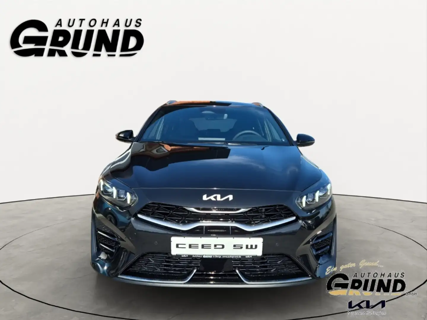 Kia Ceed SW / cee'd SW 1.5T DCT7 GT LINE LEDER TECH 18Z Schwarz - 2