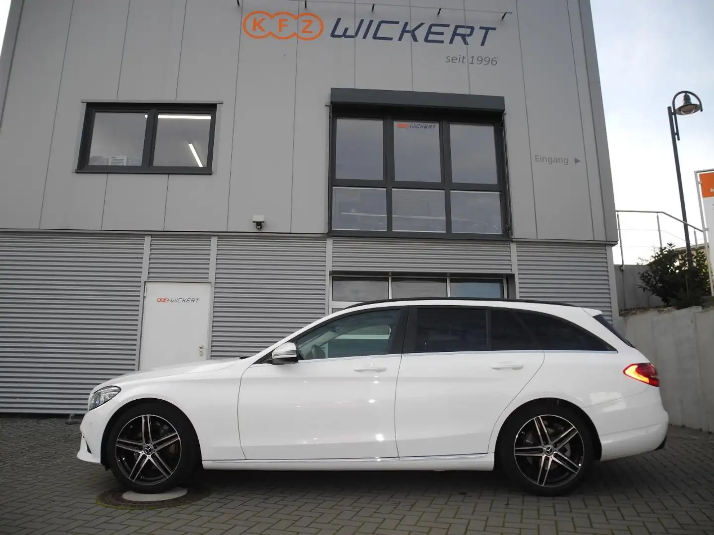 Mercedes-Benz C 200 d T *Multibeam*Distronic*Comand*Kamera* Weiß - 2