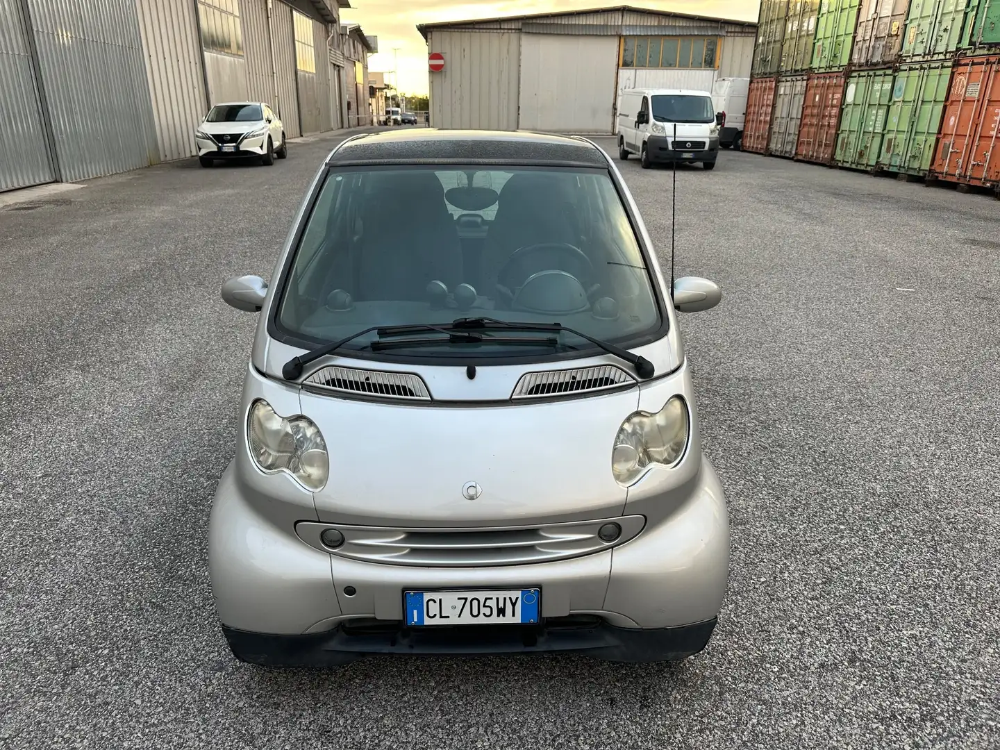 smart forTwo fortwo 700 coupé pure (45 kW) Argento - 2
