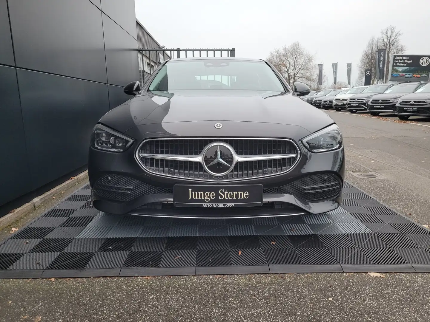 Mercedes-Benz C 220 C 220 d Avantgarde High End+Distr.+FahrassPkt+ Grau - 2