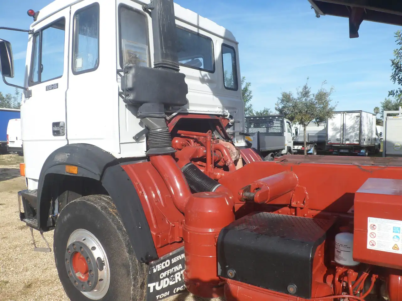 Iveco 330.36 ribaltabile, foto 10