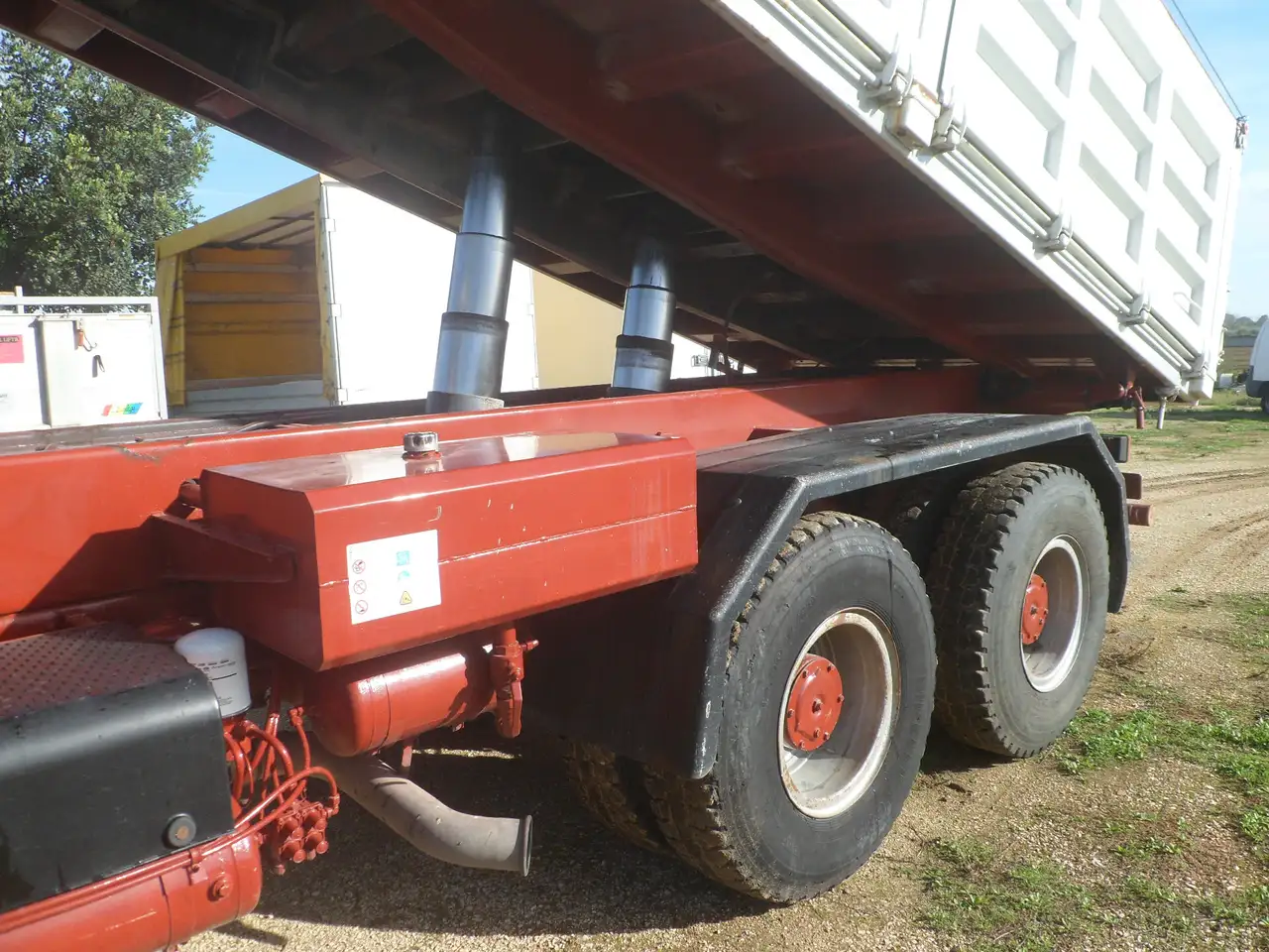 Iveco 330.36 ribaltabile, foto 7