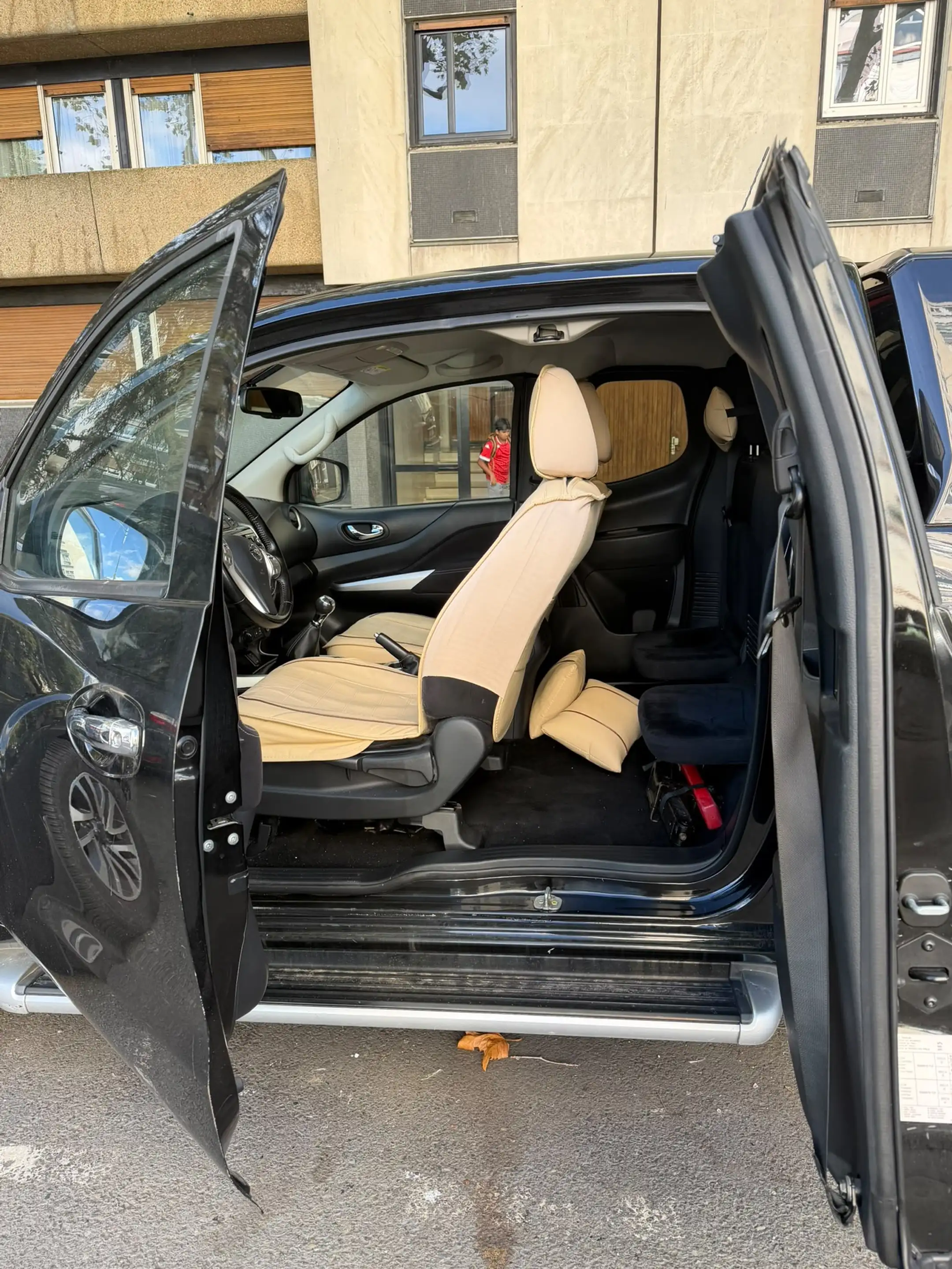 Nissan Navara 2.3 d’ci extra cabine 4x4 — photo 8