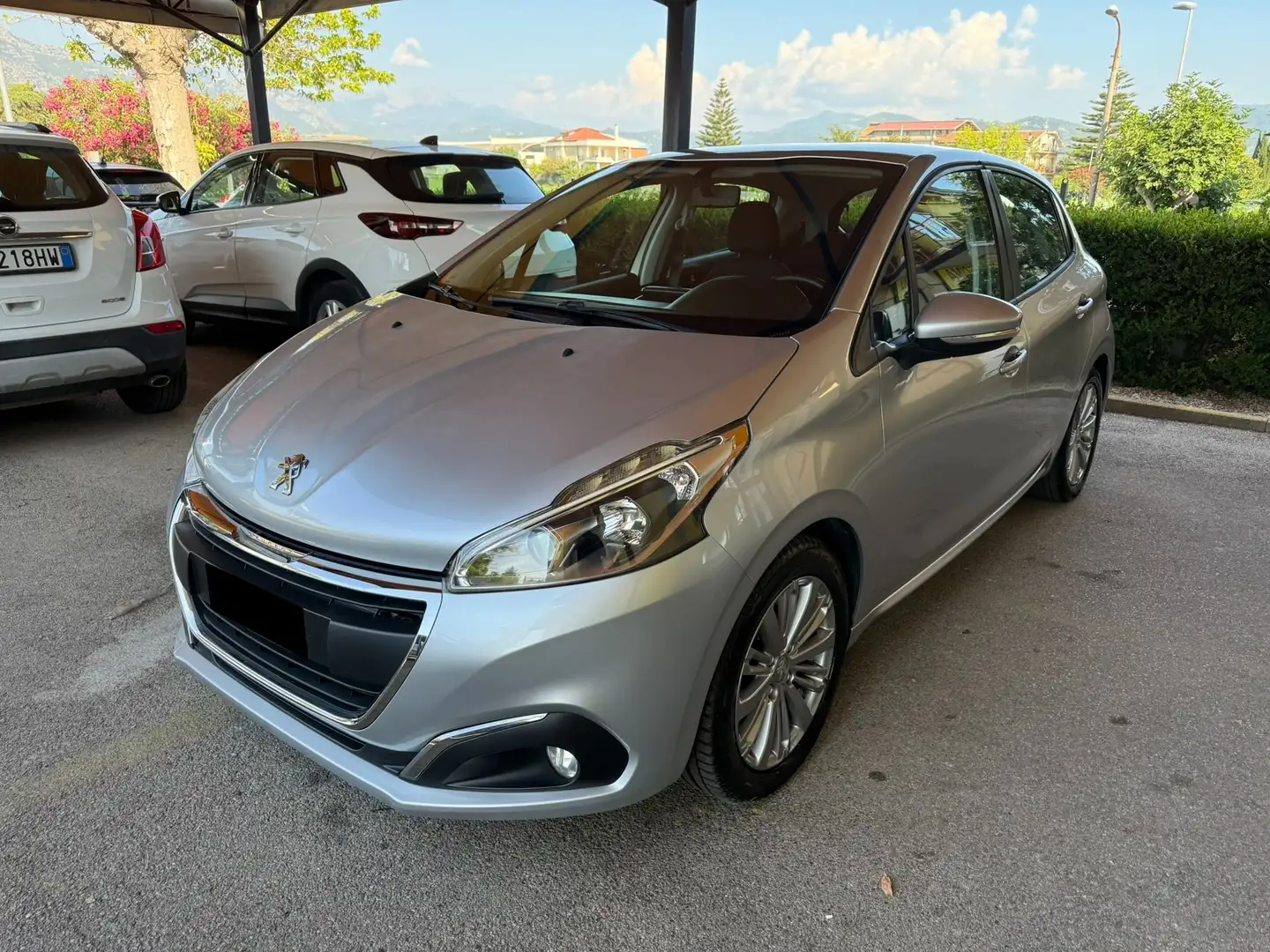 Peugeot 208 5p 1.2 puretech Allure 82cv Argento - 1