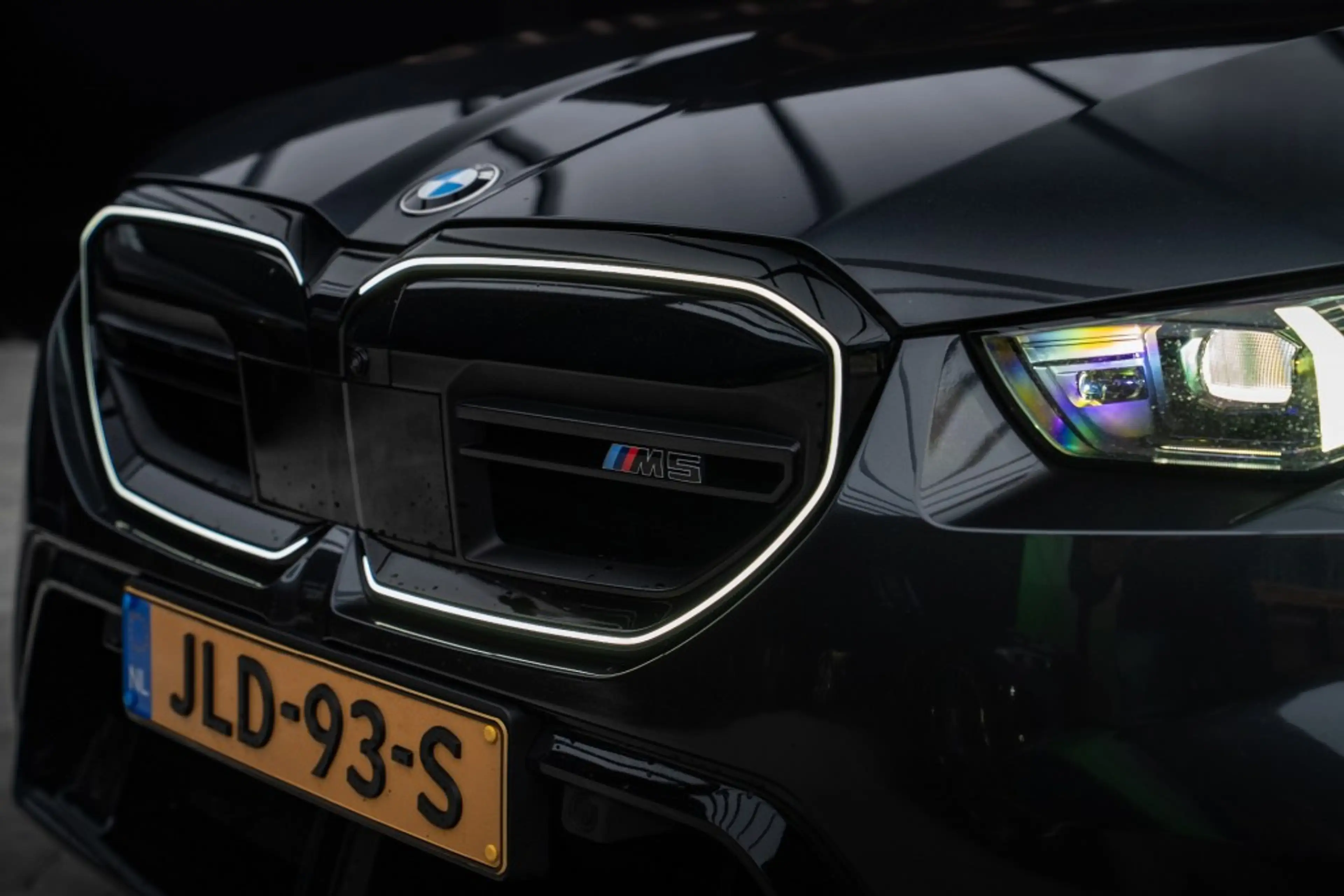 BMW M5 Full option, keramische, Carbon, B&O, Xdrive — photo 4