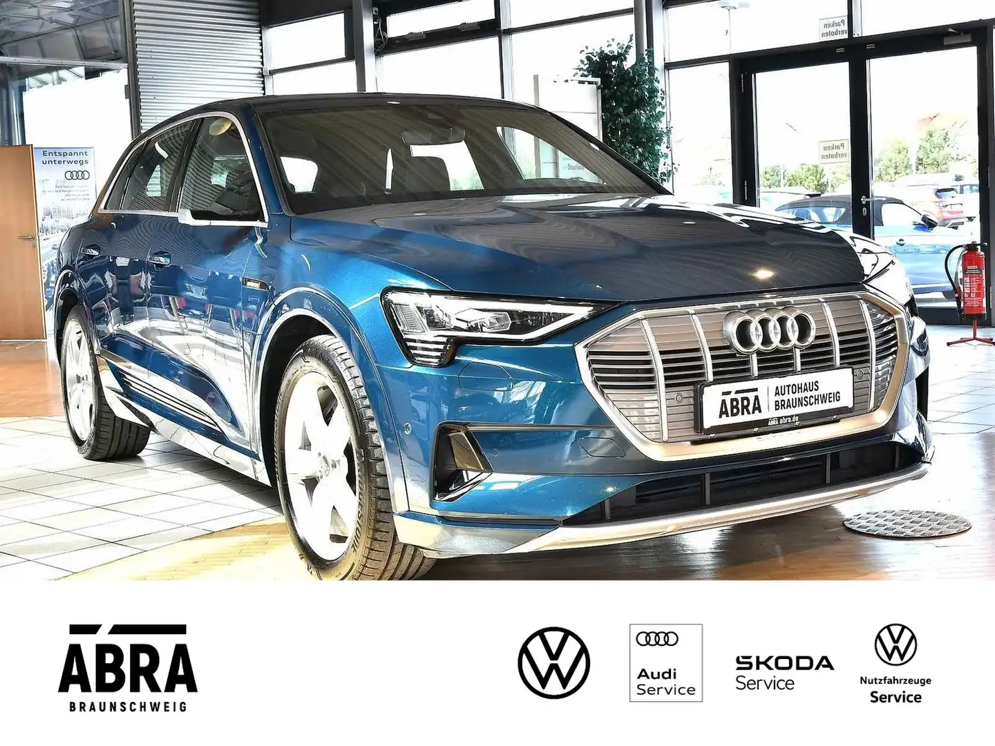 Audi e-tron QUATTRO NAV+PANO+CAM+AHK Blau - 2