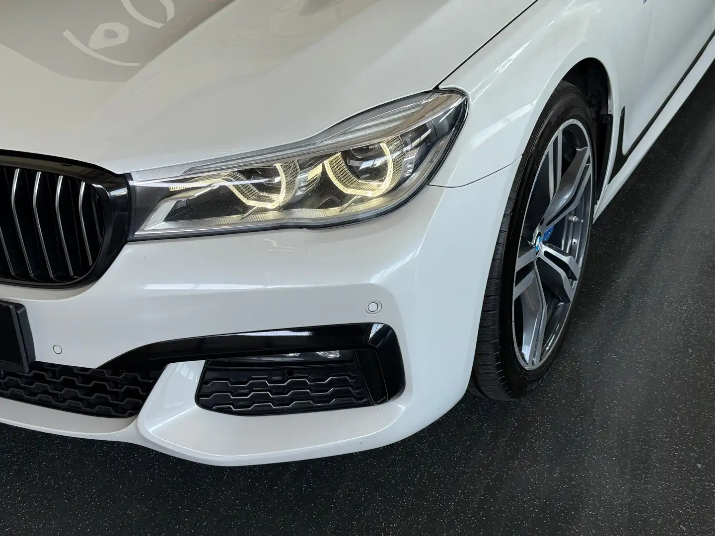 BMW 730 d xDrive  M-Sportpaket G11 Top Ausstattung Finanzi - 2