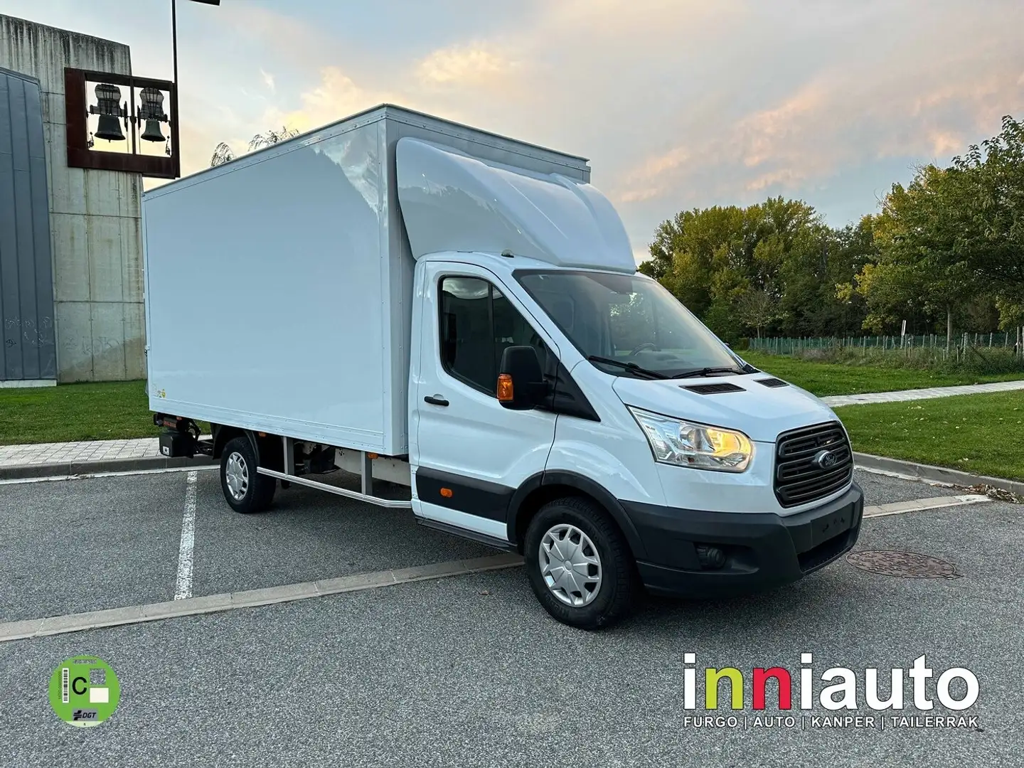 Ford Transit Carrozada con plataforma 2.0EcoBlue 130cv Blanco - 1