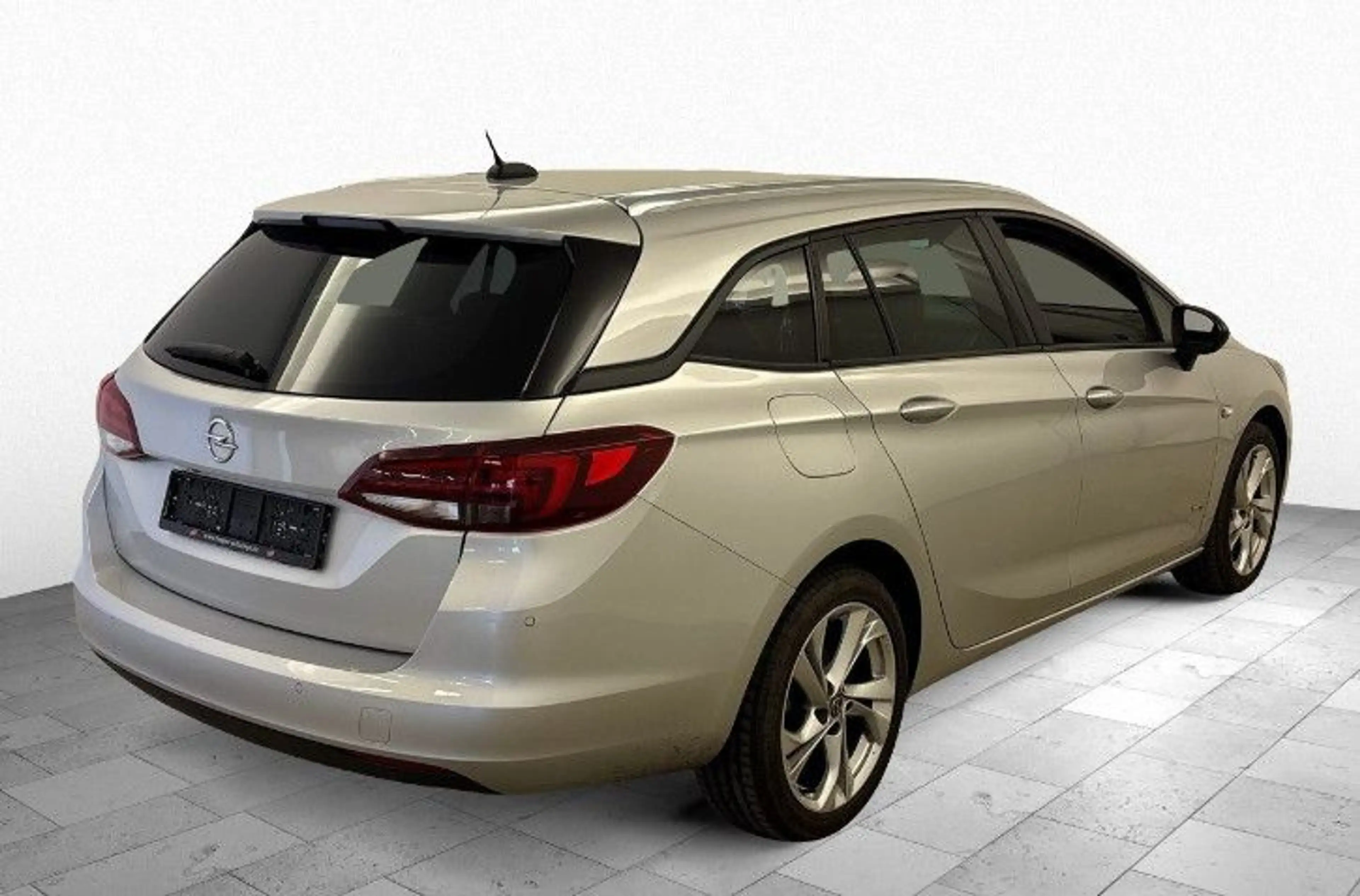 Opel Astra K Sports Tourer Design & Tech Start/Stop — photo 4