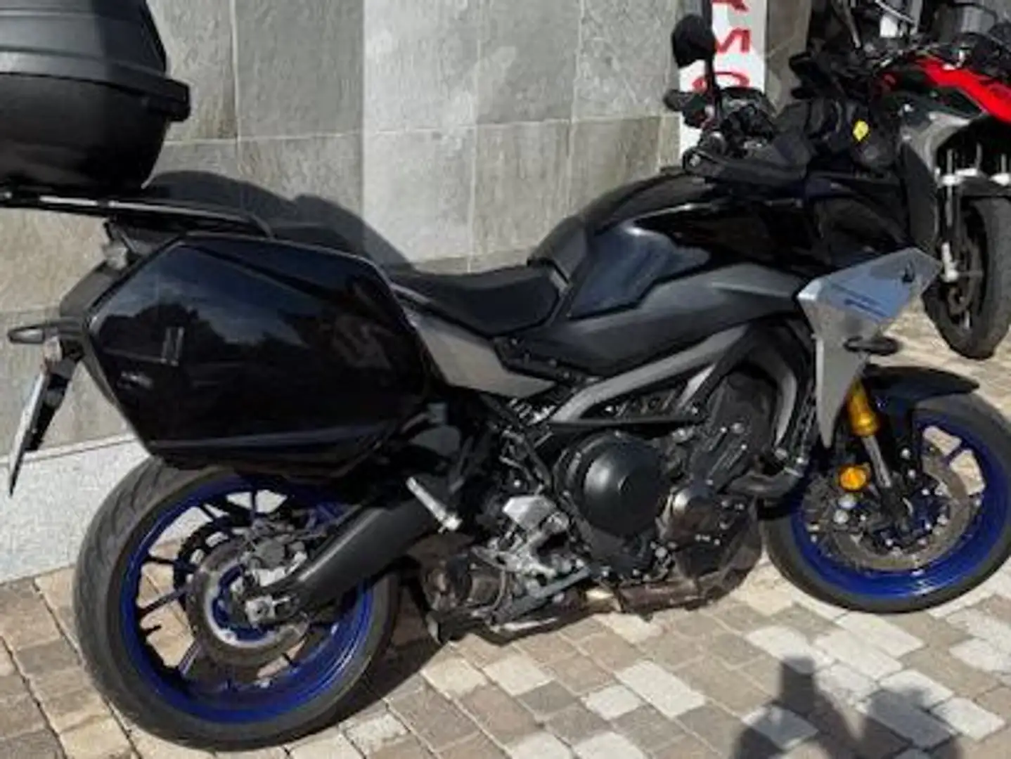 Yamaha Tracer 900 GT Schwarz - 2