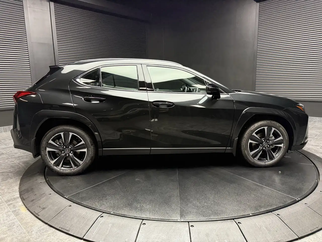 Lexus UX снимка Lexus UX