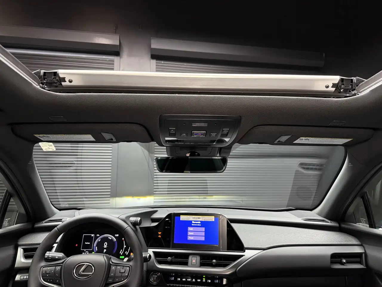 Lexus UX снимка Lexus UX