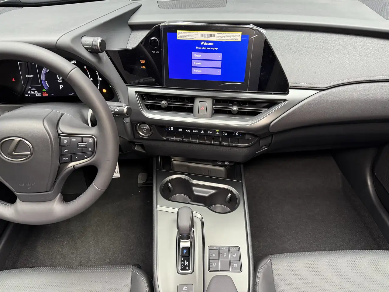 Lexus UX снимка Lexus UX