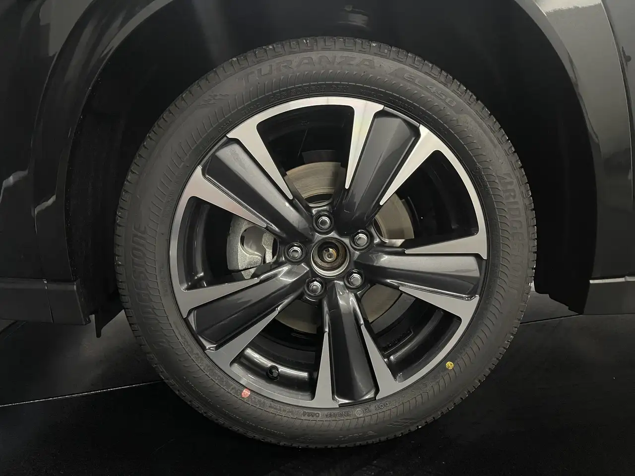 Lexus UX снимка Lexus UX