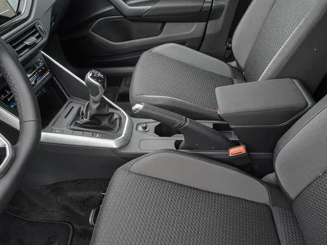 Volkswagen Polo view 15