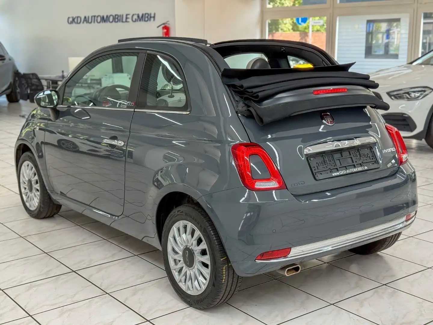 Fiat 500 C DolceVita*PDC*CarPlay&AndroidAuto*DAB+* Grau - 2